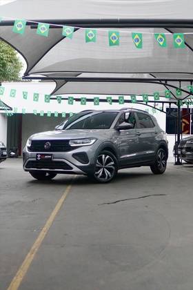 VOLKSWAGEN T-CROSS 1.0 200 TSI TOTAL FLEX AUTOMÁTICO VOLKSWAGEN T-CROSS 1.0 200 TSI TOTAL FLEX AUTOMÁTICO